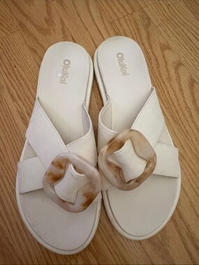 OluKai Cream Slide Sandals with Marbled Accent Buckle